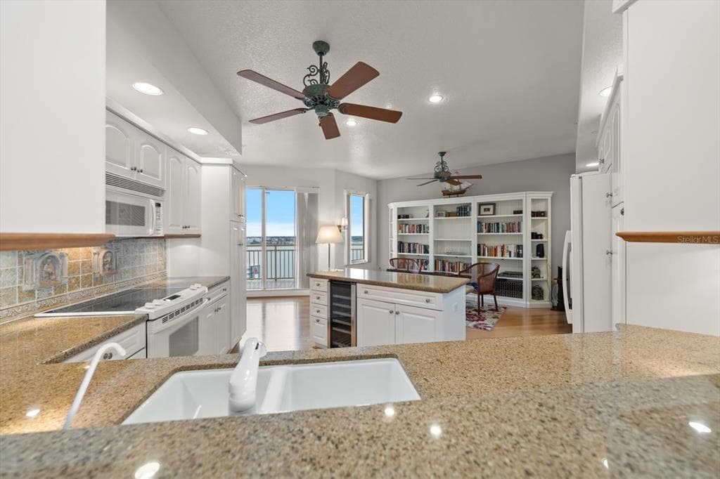 1200 GULF BOULEVARD 1704 photo 25