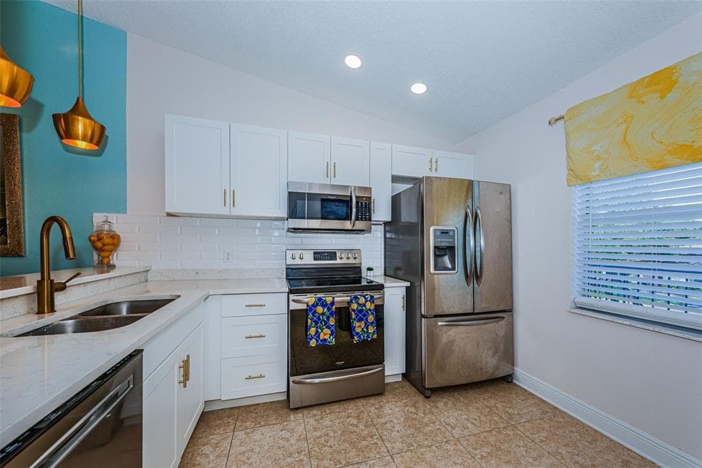 1022 BOWSPRIT LANE 1022 photo 6