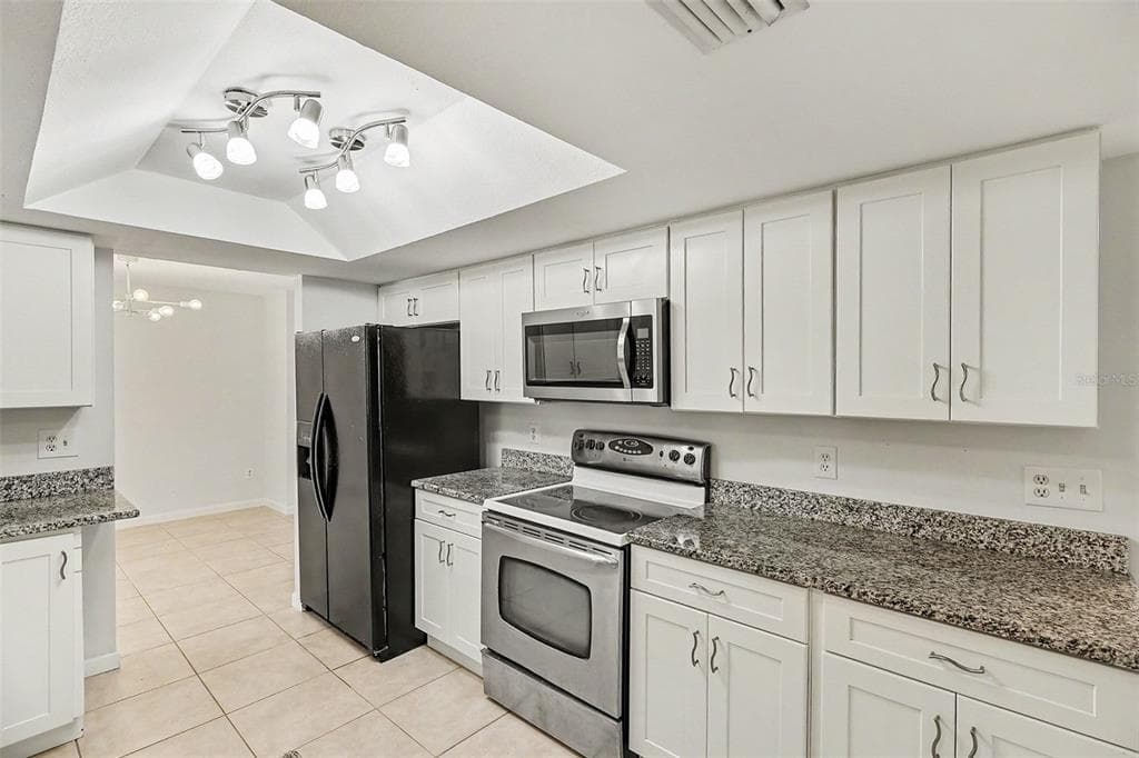 2700 RAINTREE LAKE CIRCLE photo 5