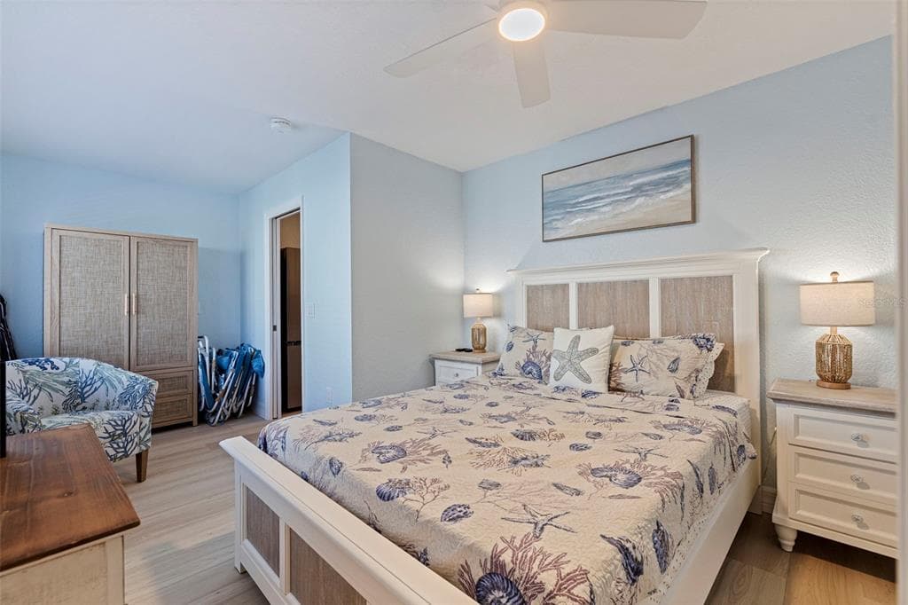 10265 GULF BOULEVARD A303 photo 13