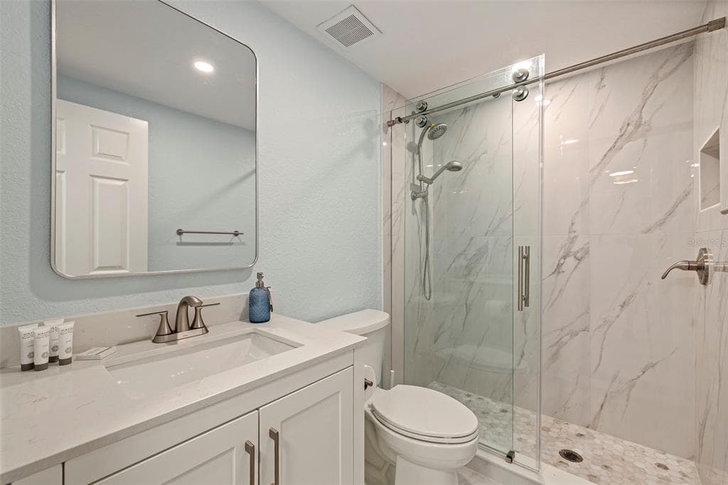 10265 GULF BOULEVARD A303 photo 17