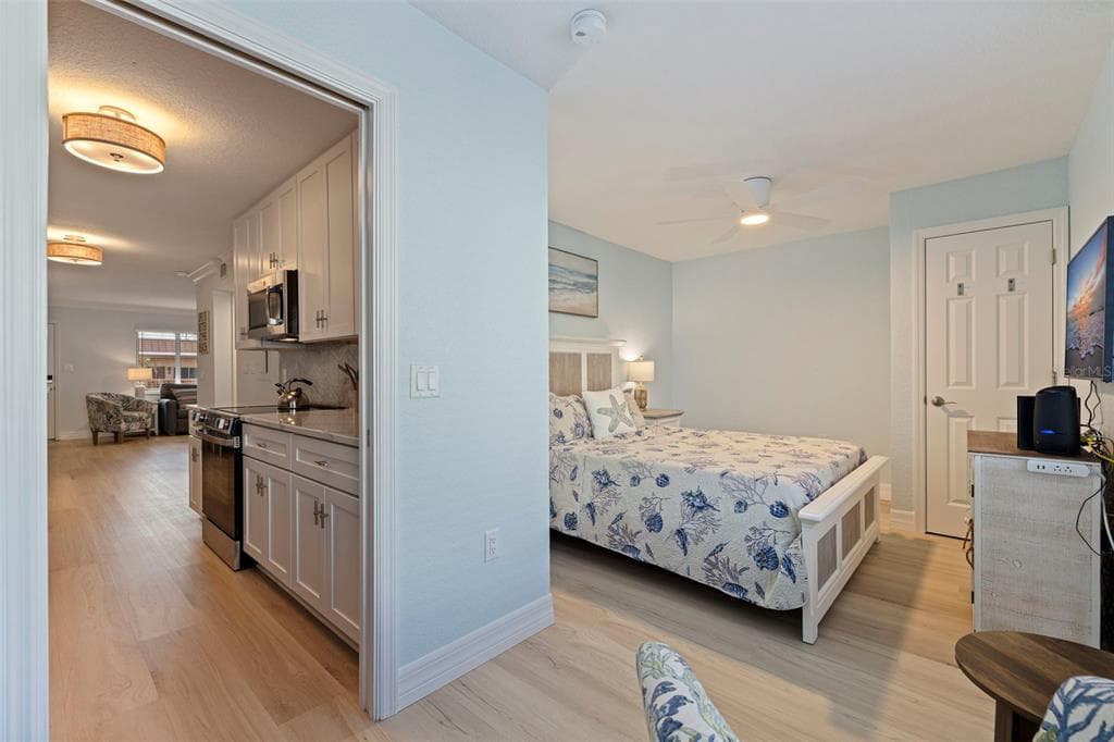 10265 GULF BOULEVARD A303 photo 12