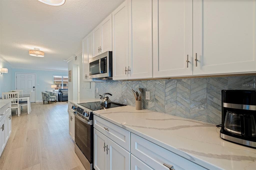 10265 GULF BOULEVARD A303 photo 9