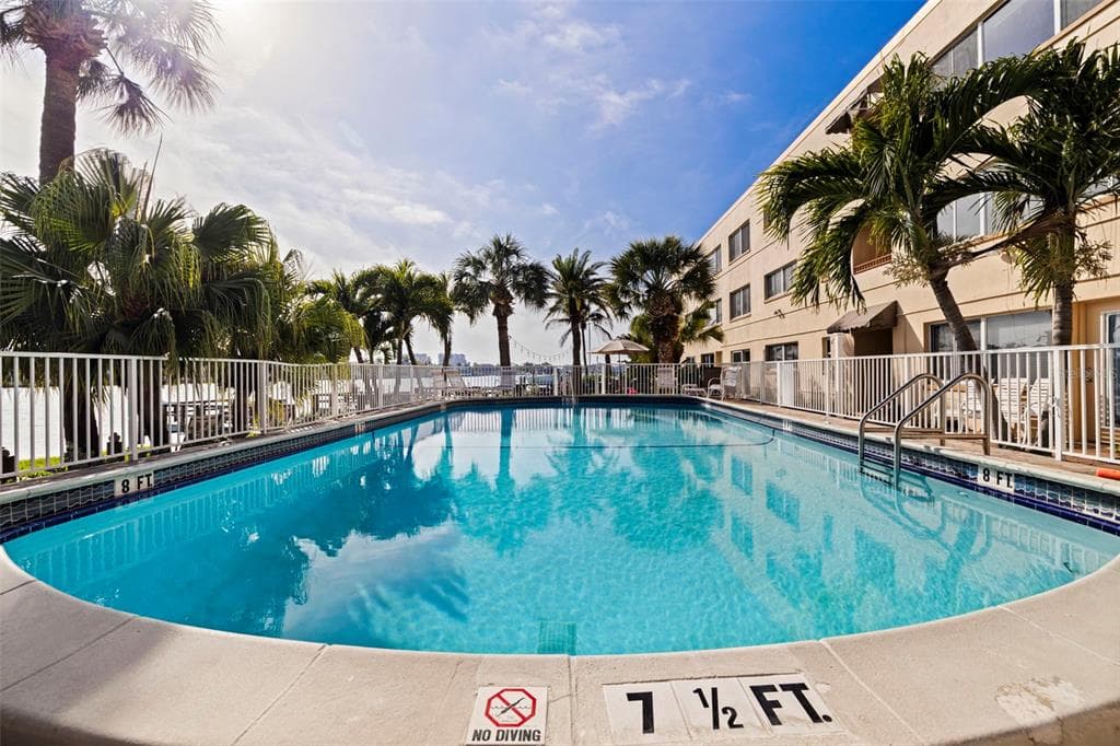10265 GULF BOULEVARD A303 photo 18