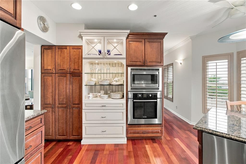 4565 BAY CLUB DRIVE 27 photo 15