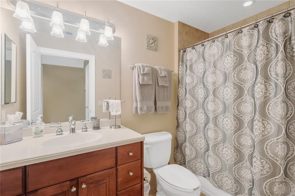 606 RIVIERA DUNES WAY 405 photo 9