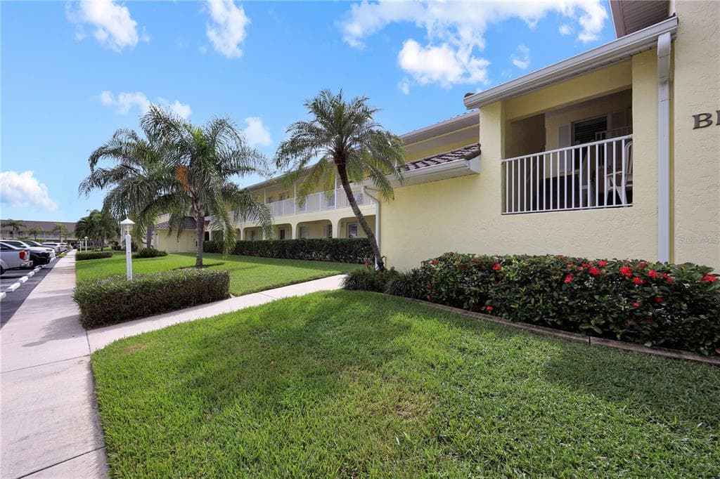 4000 BAL HARBOR BOULEVARD 517 photo 3