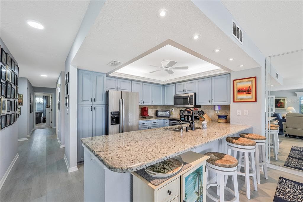 4000 BAL HARBOR BOULEVARD 517 photo 18