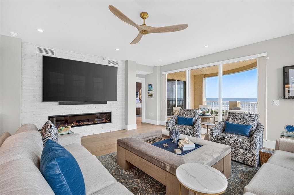 253 MINORCA BEACH WAY 506 photo 23