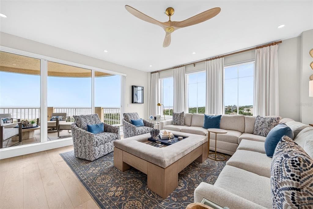 253 MINORCA BEACH WAY 506 photo 12