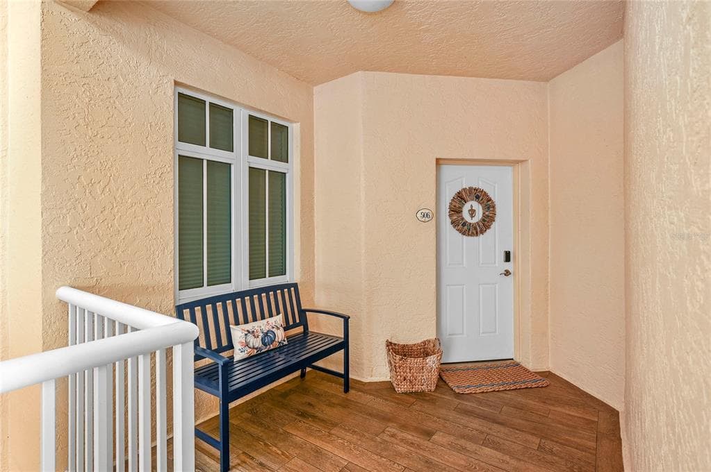 253 MINORCA BEACH WAY 506 photo 7