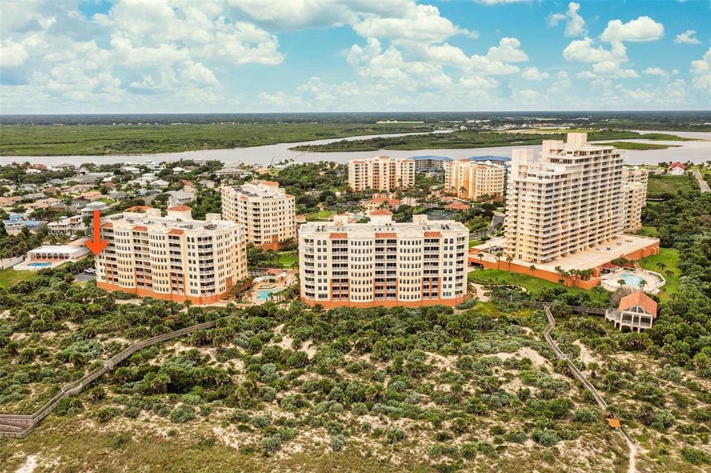 253 MINORCA BEACH WAY 506 photo 3