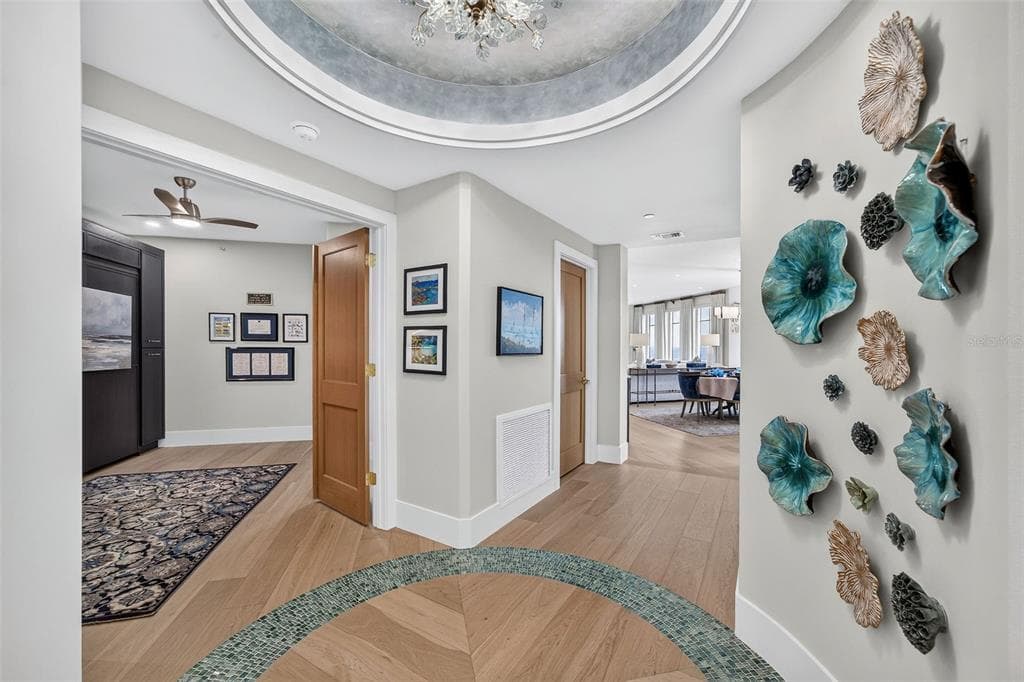 253 MINORCA BEACH WAY 506 photo 10