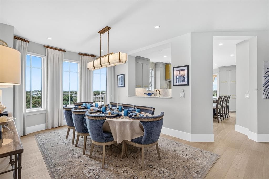 253 MINORCA BEACH WAY 506 photo 18