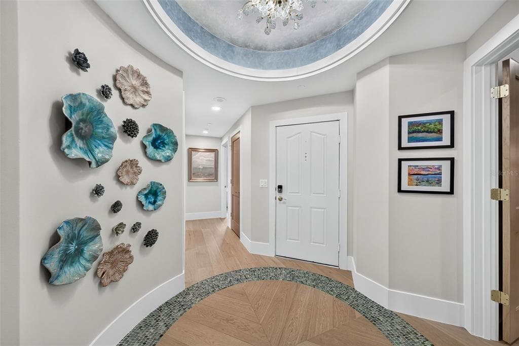 253 MINORCA BEACH WAY 506 photo 8