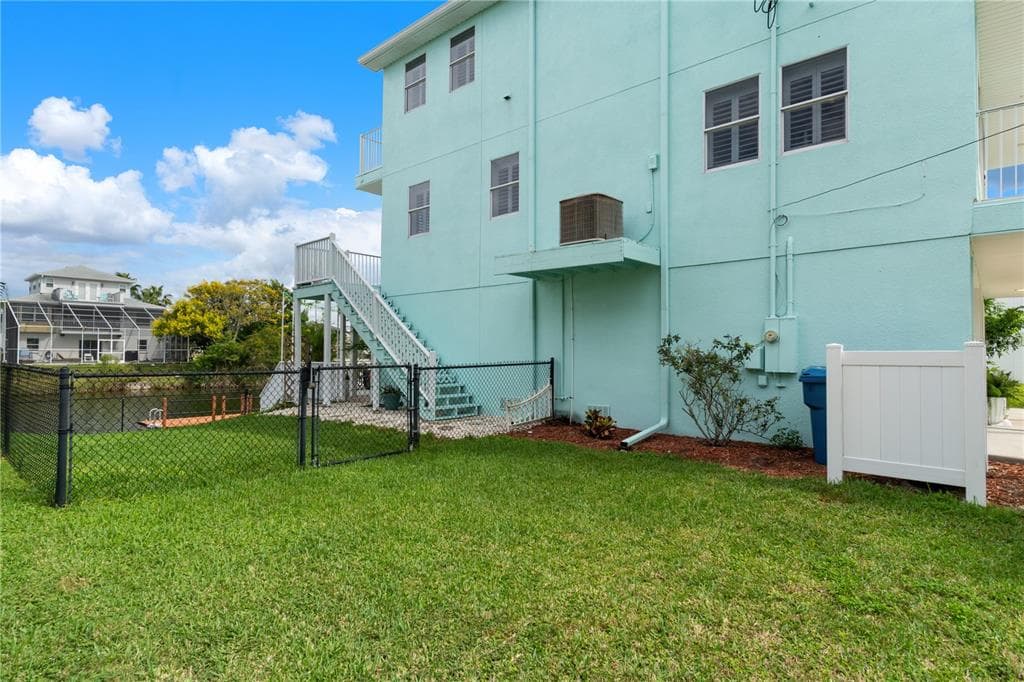 3423 PALOMETA DRIVE photo 18