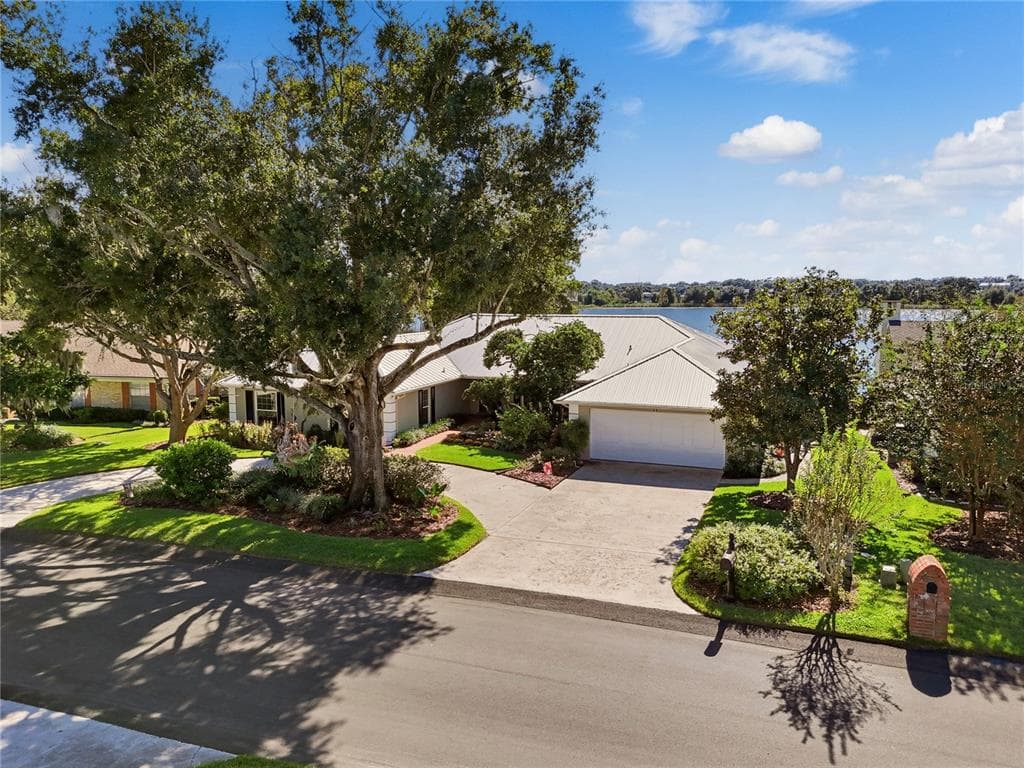 11 LAKE LINK DRIVE SE 3