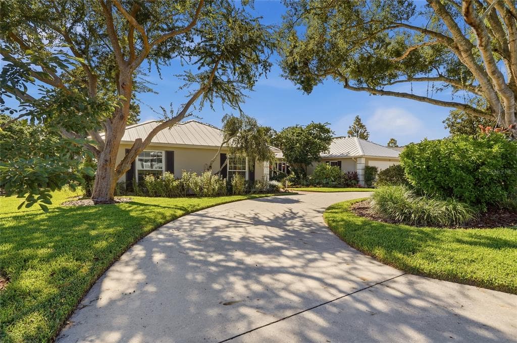 11 LAKE LINK DRIVE SE 5