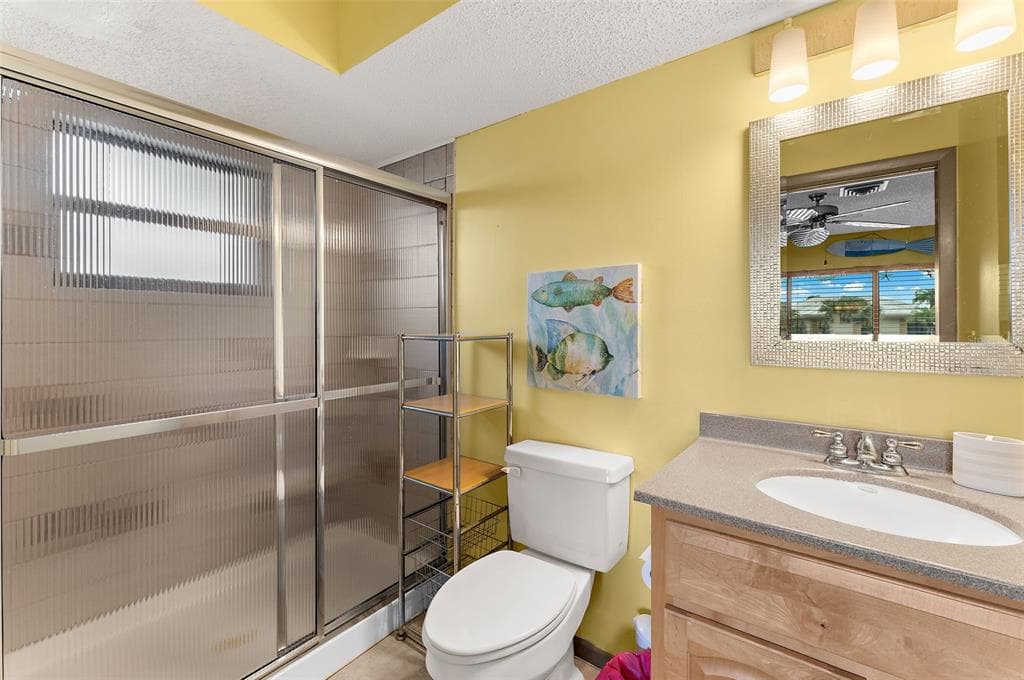 120 VILLA DRIVE 120 photo 20