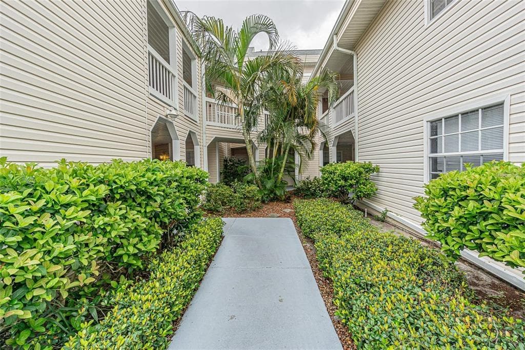 6907 STONES THROW CIRCLE N 2203 photo 2