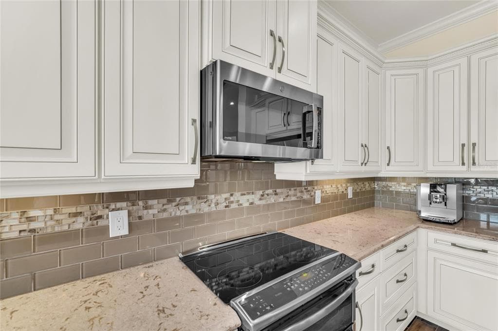 280 SAINT LUCIA DRIVE 202 photo 21