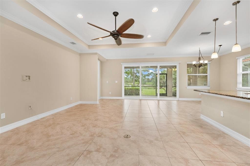 19064 BILLFISH AVENUE photo 5