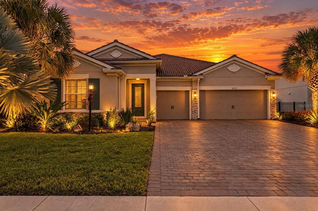 11717 GOLDEN BAY PLACE photo 1