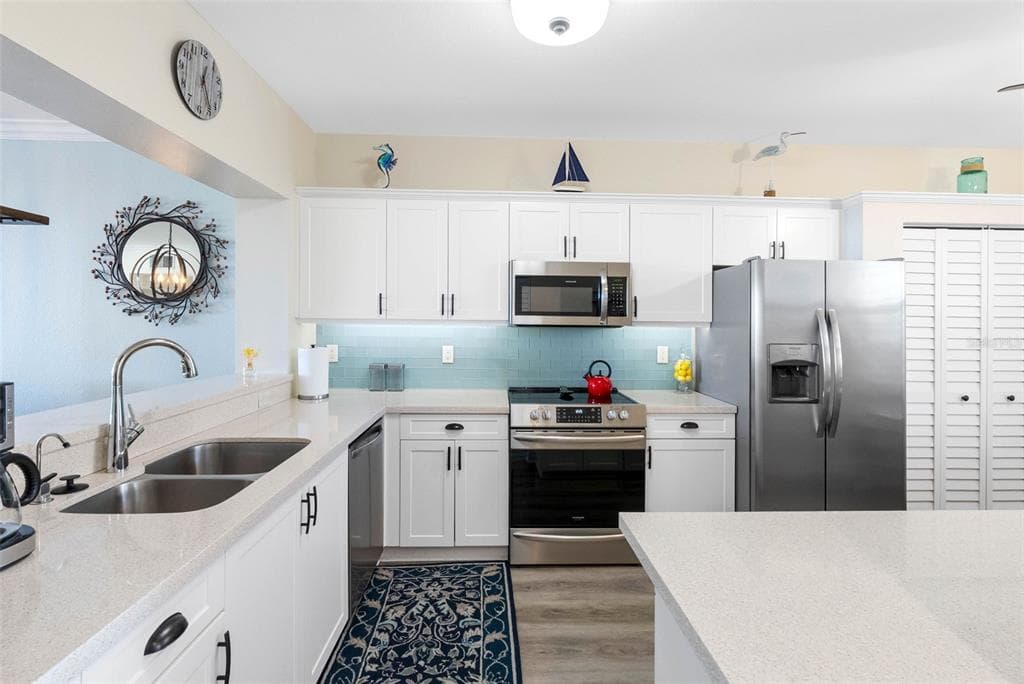 7902 SAILBOAT KEY BOULEVARD S 407 photo 13