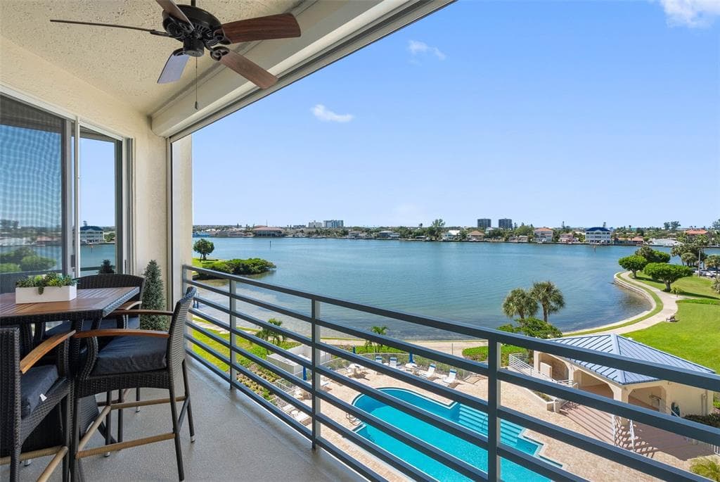 7902 SAILBOAT KEY BOULEVARD S 407 photo 20