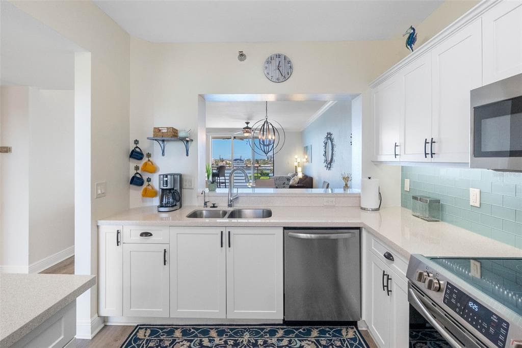 7902 SAILBOAT KEY BOULEVARD S 407 photo 18