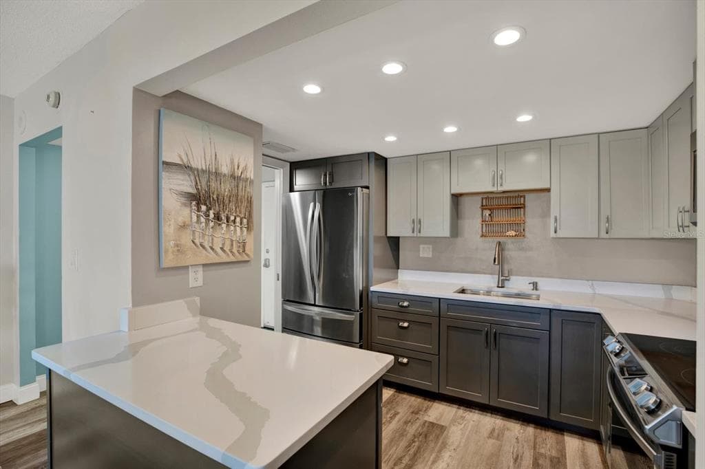 420 64TH AVENUE 507 photo 6