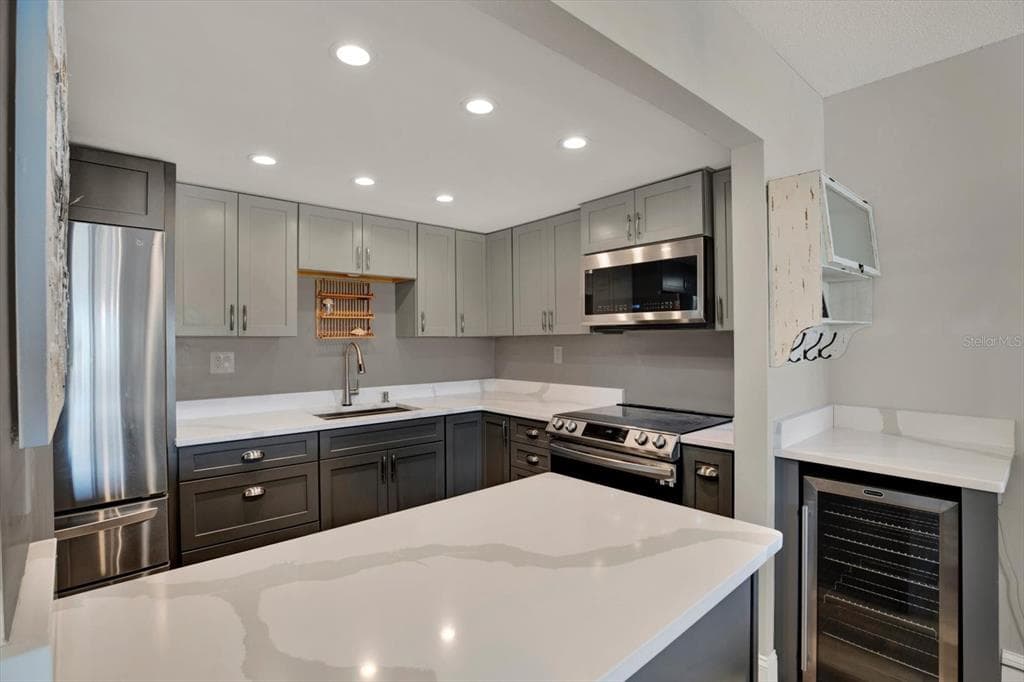 420 64TH AVENUE 507 photo 7