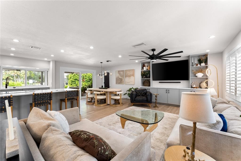 4785 BUTTERFLY PLACE NE photo 14