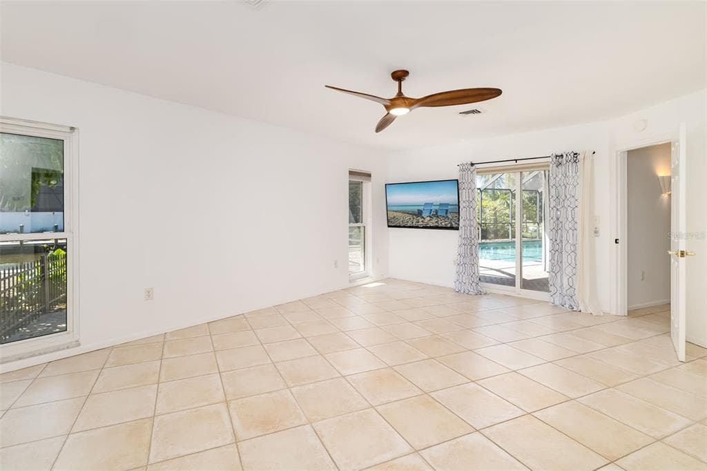 5456 AZURE WAY photo 23