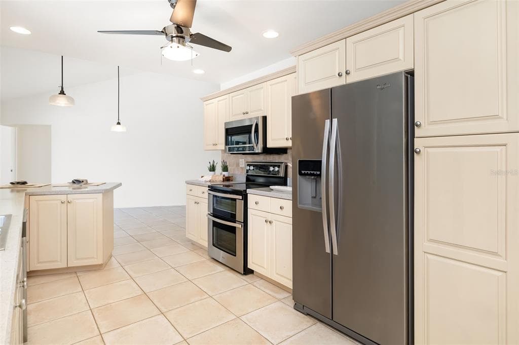 5456 AZURE WAY photo 12