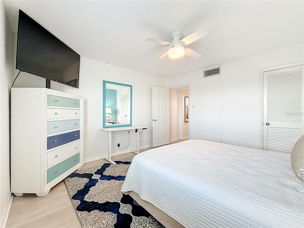 400 64TH AVENUE 1204 photo 23