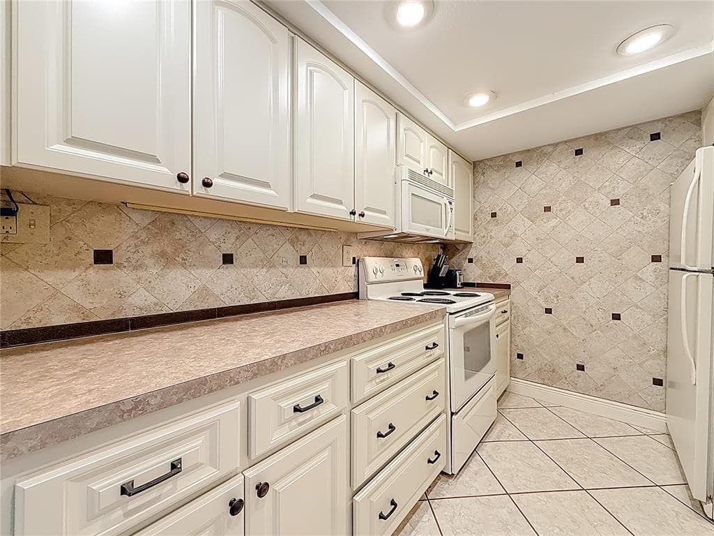 400 64TH AVENUE 1204 photo 9