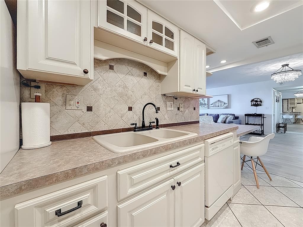 400 64TH AVENUE 1204 photo 11