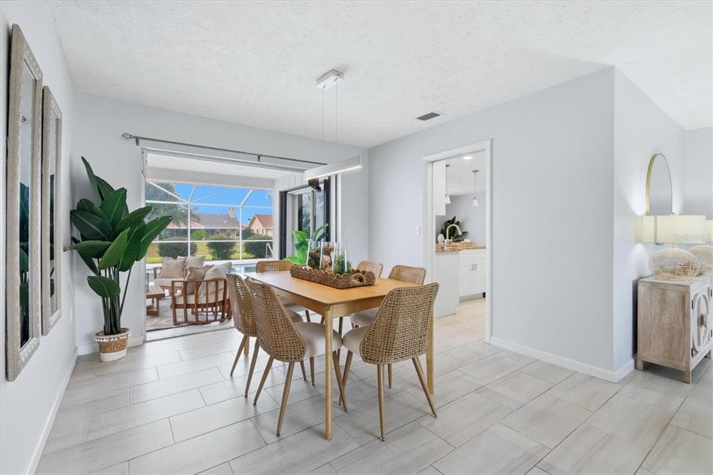 1010 MALIBU COURT photo 10