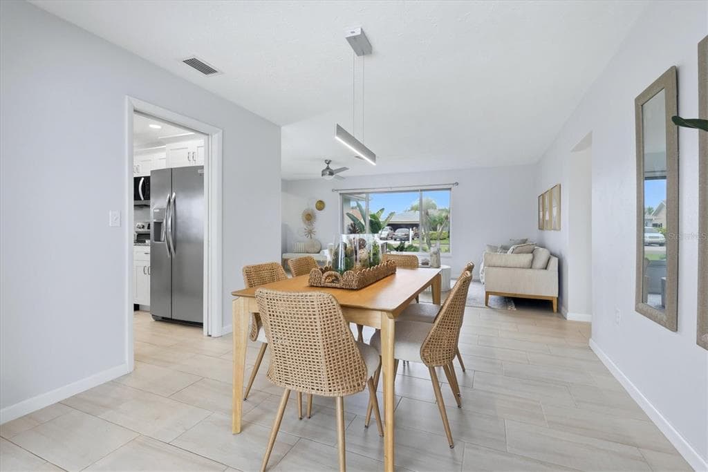 1010 MALIBU COURT photo 11