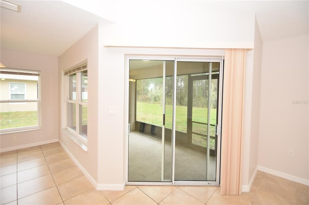 34 RENSHAW DRIVE photo 13