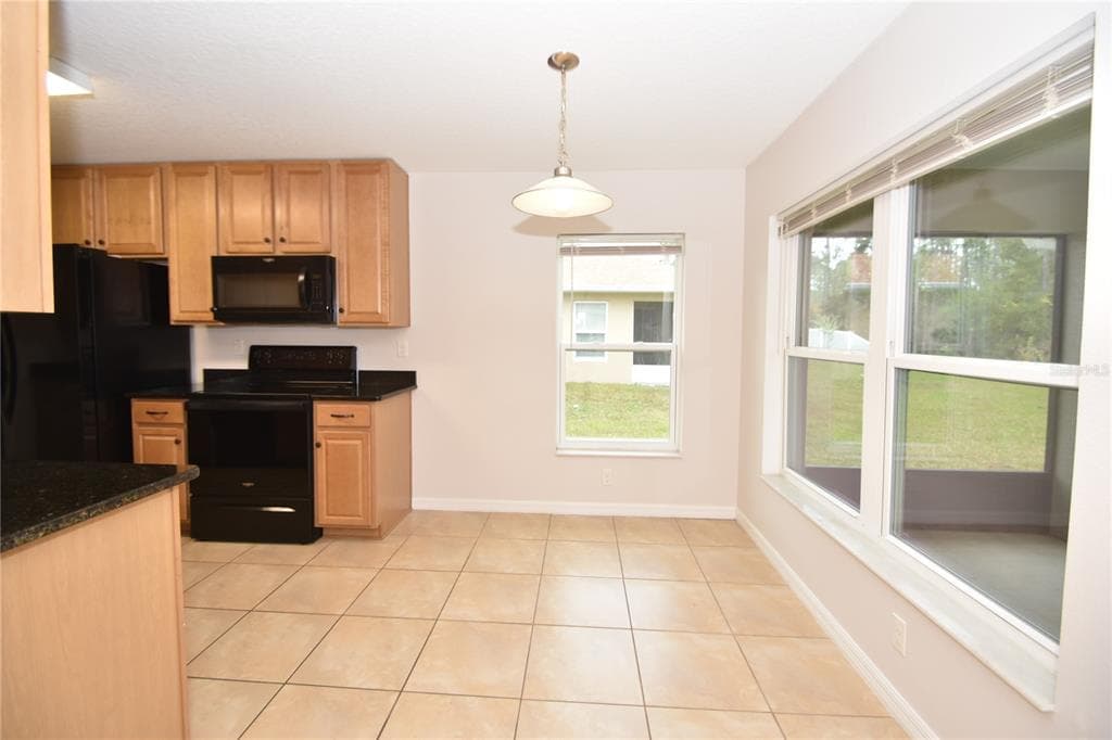 34 RENSHAW DRIVE photo 12