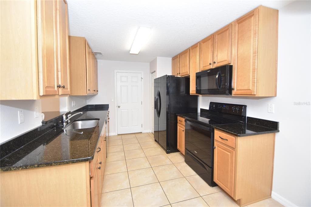 34 RENSHAW DRIVE photo 7