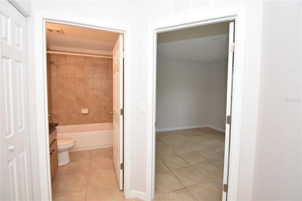 34 RENSHAW DRIVE photo 20
