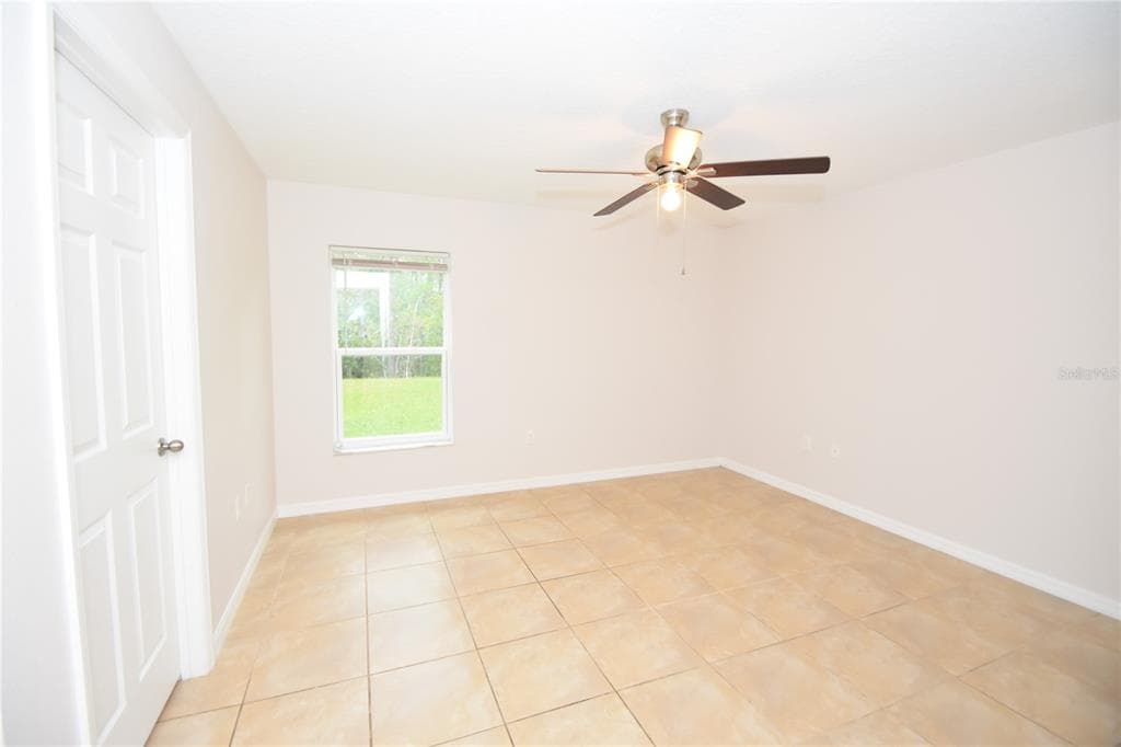 34 RENSHAW DRIVE photo 24