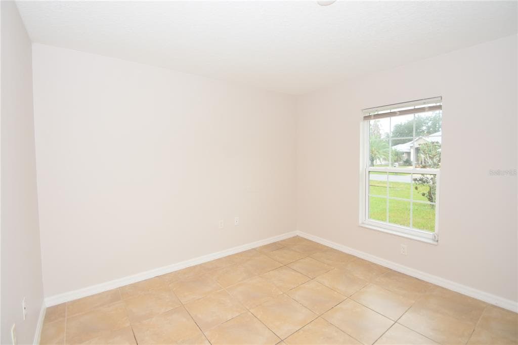 34 RENSHAW DRIVE photo 21