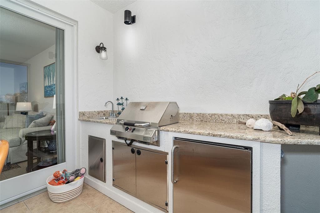 11220 HACIENDA DEL MAR BOULEVARD 203 photo 4