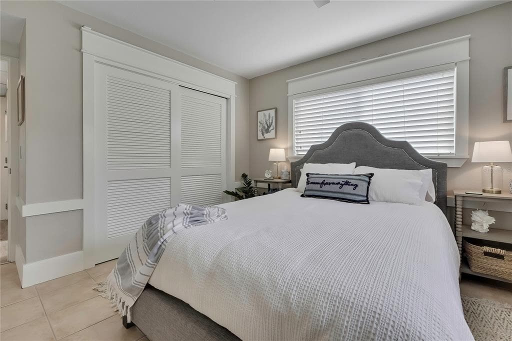 16 BEACH LANE 101 photo 20