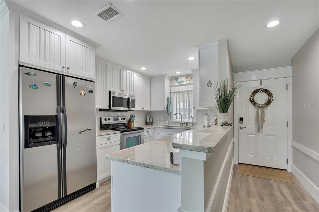 16 BEACH LANE 101 photo 10