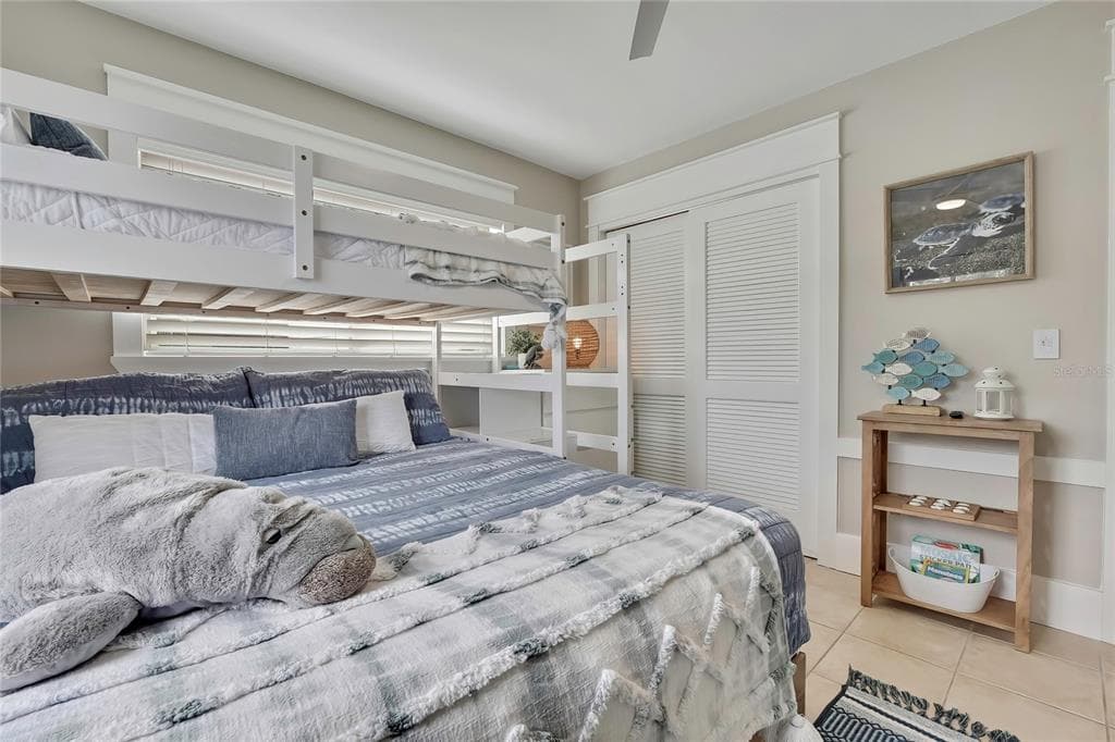 16 BEACH LANE 101 photo 15